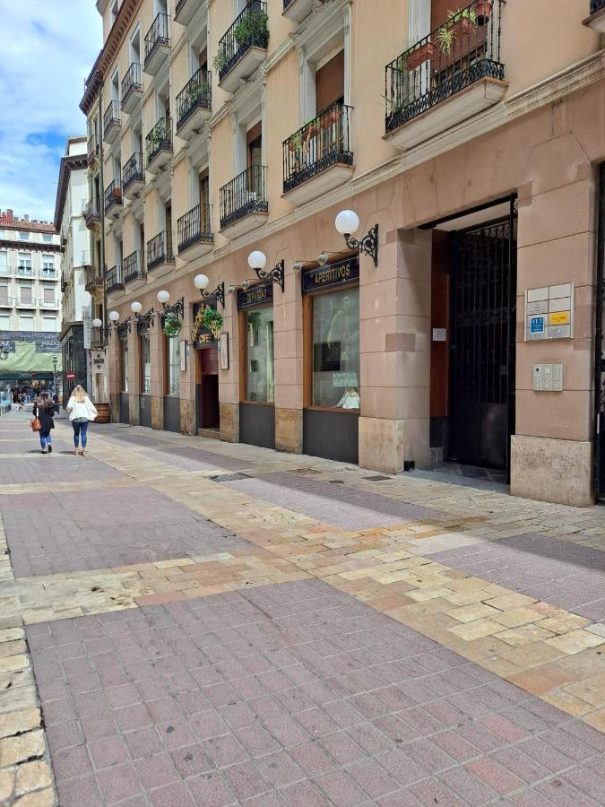 4Agostoplace Zaragoza Bagian luar foto